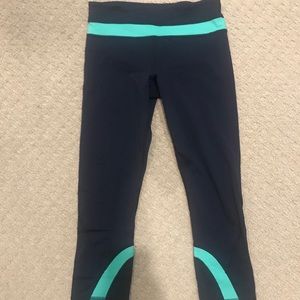 Navy and teal Lululemon Cropped Leggings *size 4*